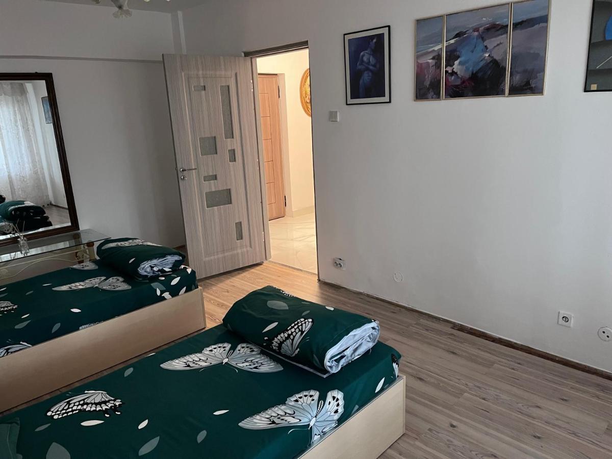 Apartament In Centrul Orasului Bacău Exteriér fotografie