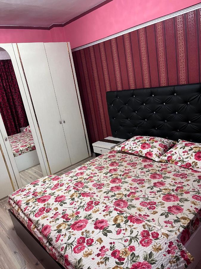 Apartament In Centrul Orasului Bacău Exteriér fotografie